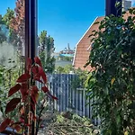 Lovely Home In Vaestra Froelunda With Wifi